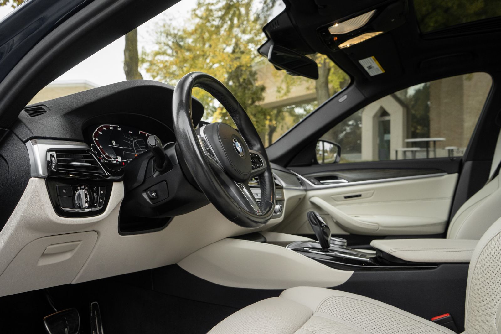 2020 BMW 5 Series 530i xDrive-30