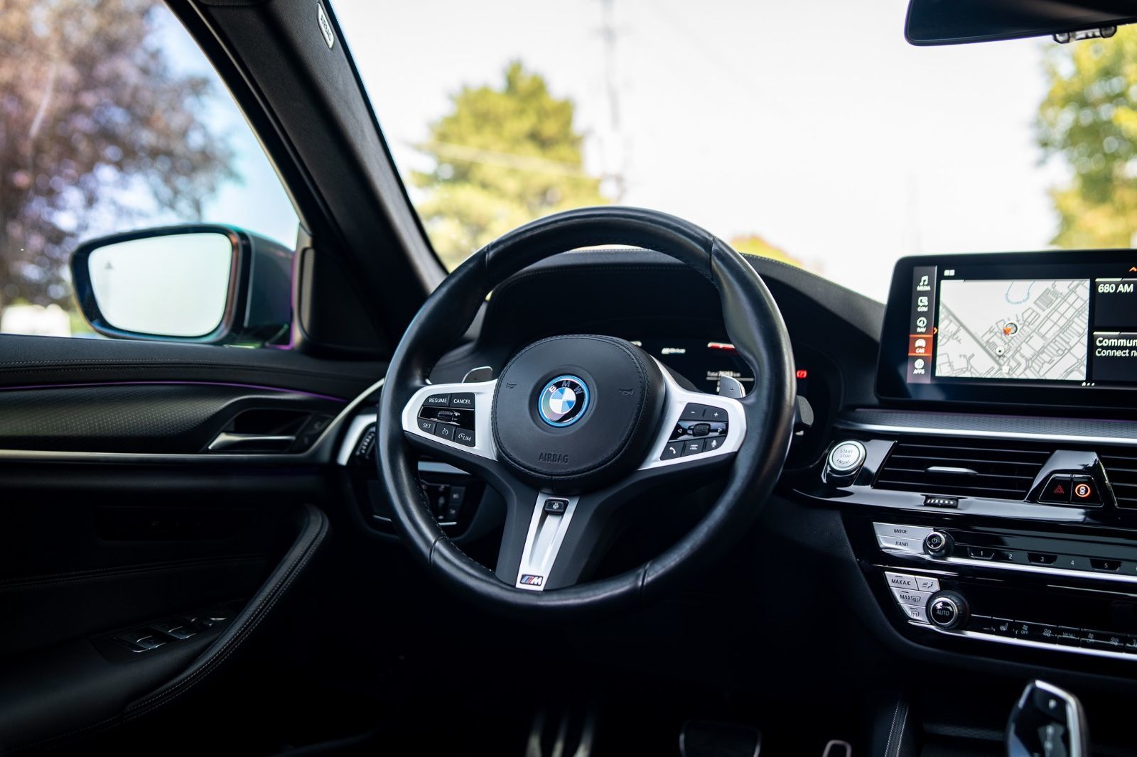 2023 BMW 5 Series 530e xDrive-13