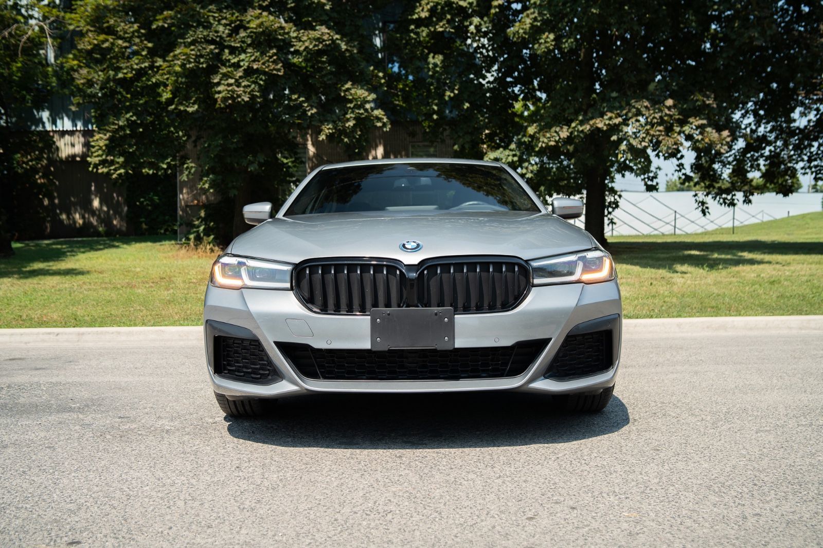 2023 BMW 5 Series 530e xDrive-1