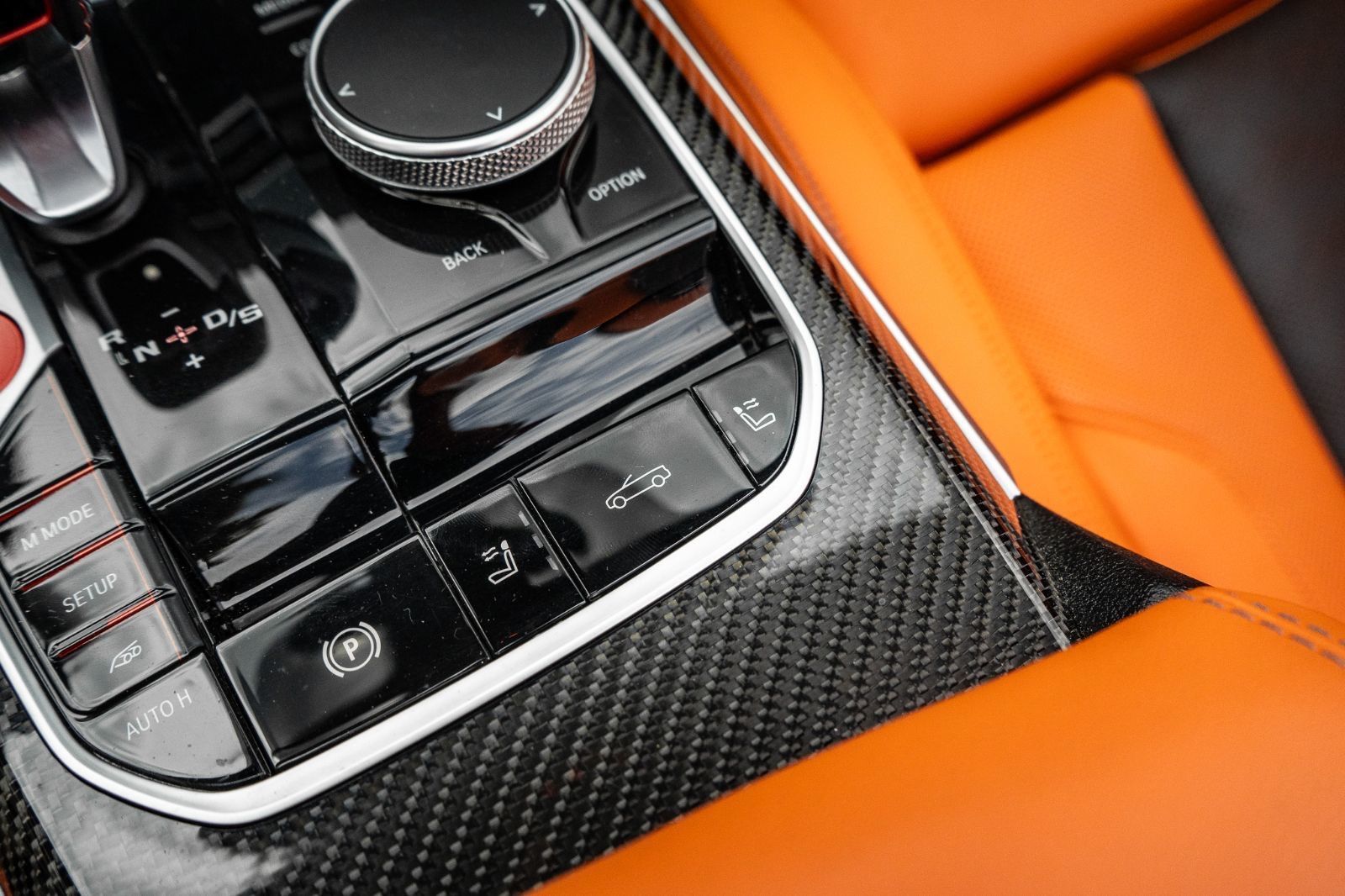 2022 BMW M4 Competition M xDrive-24
