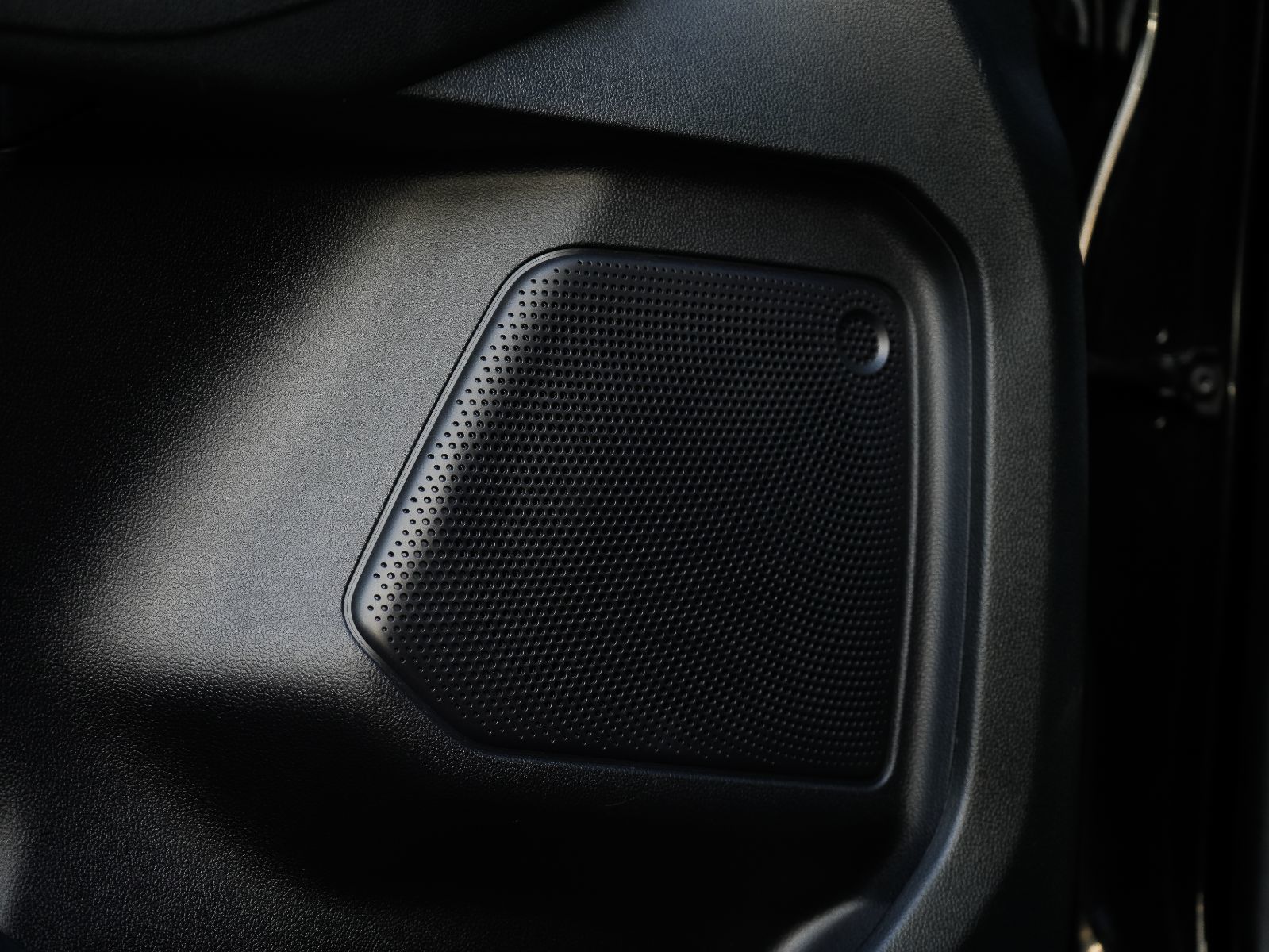 2023 Ford Escape Platinum-15