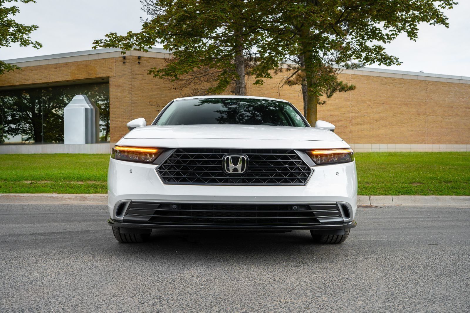 2025 Honda Accord Hybrid Touring-1