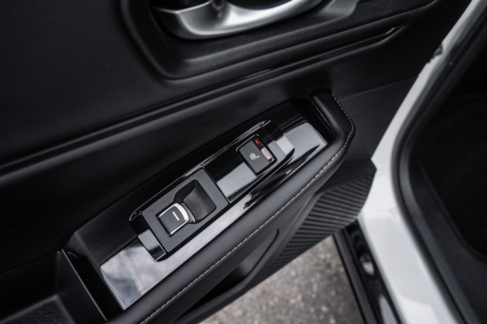 2025 Honda Accord Hybrid Touring-29