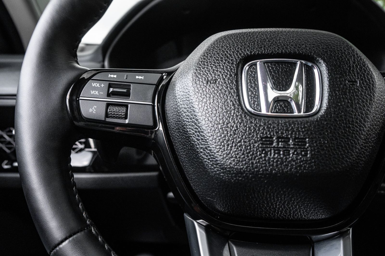 2025 Honda Accord Hybrid Touring-10
