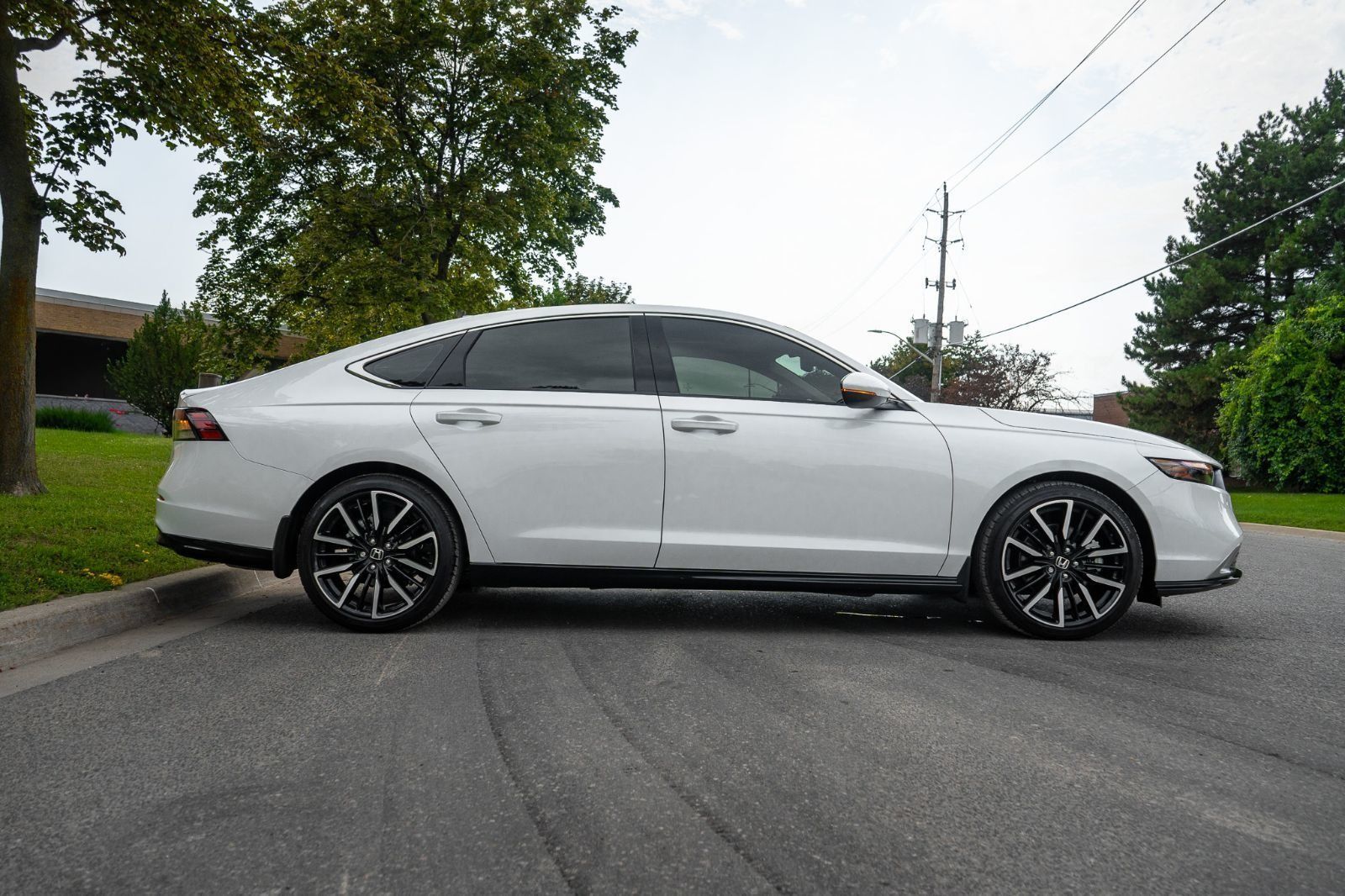 2025 Honda Accord Hybrid Touring-3