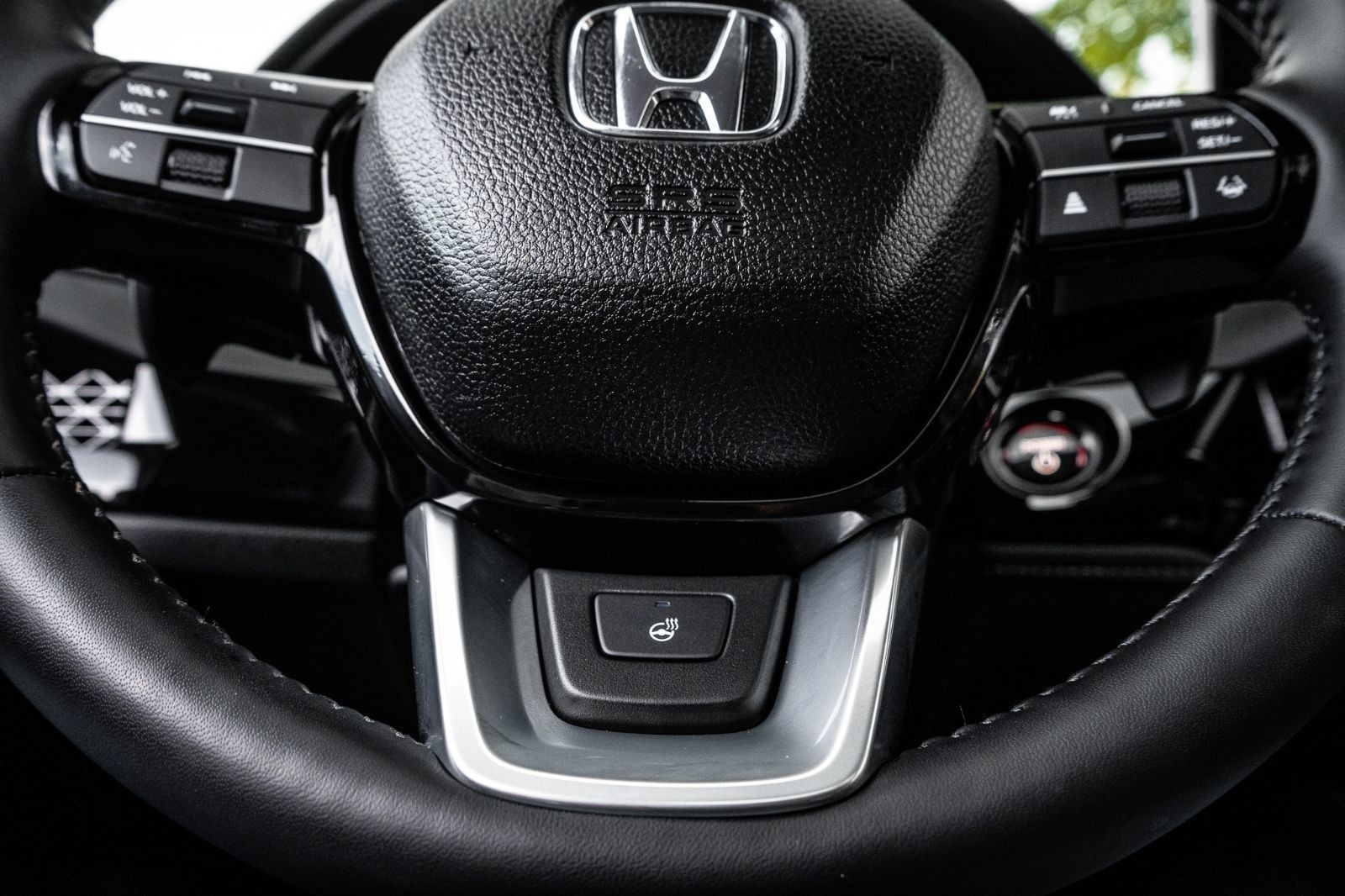 2025 Honda Accord Hybrid Touring-12