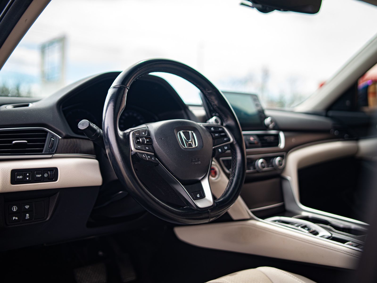 2019 Honda Accord Sedan Touring 2.0-12