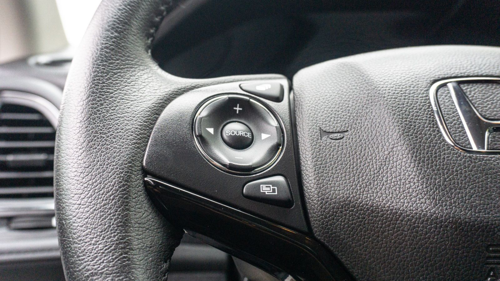 2022 Honda HR-V Touring 4wd-10