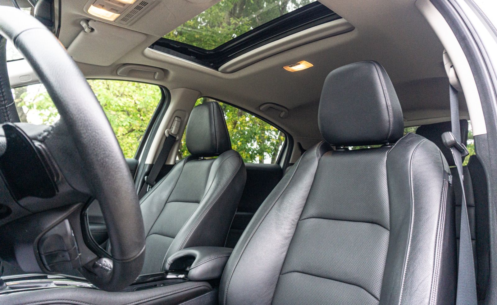 2022 Honda HR-V Touring 4wd-16