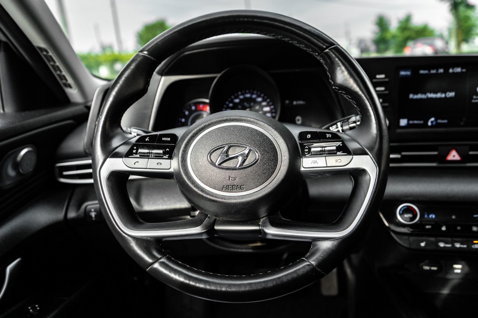 2021 Hyundai Elantra Preferred Tech-9