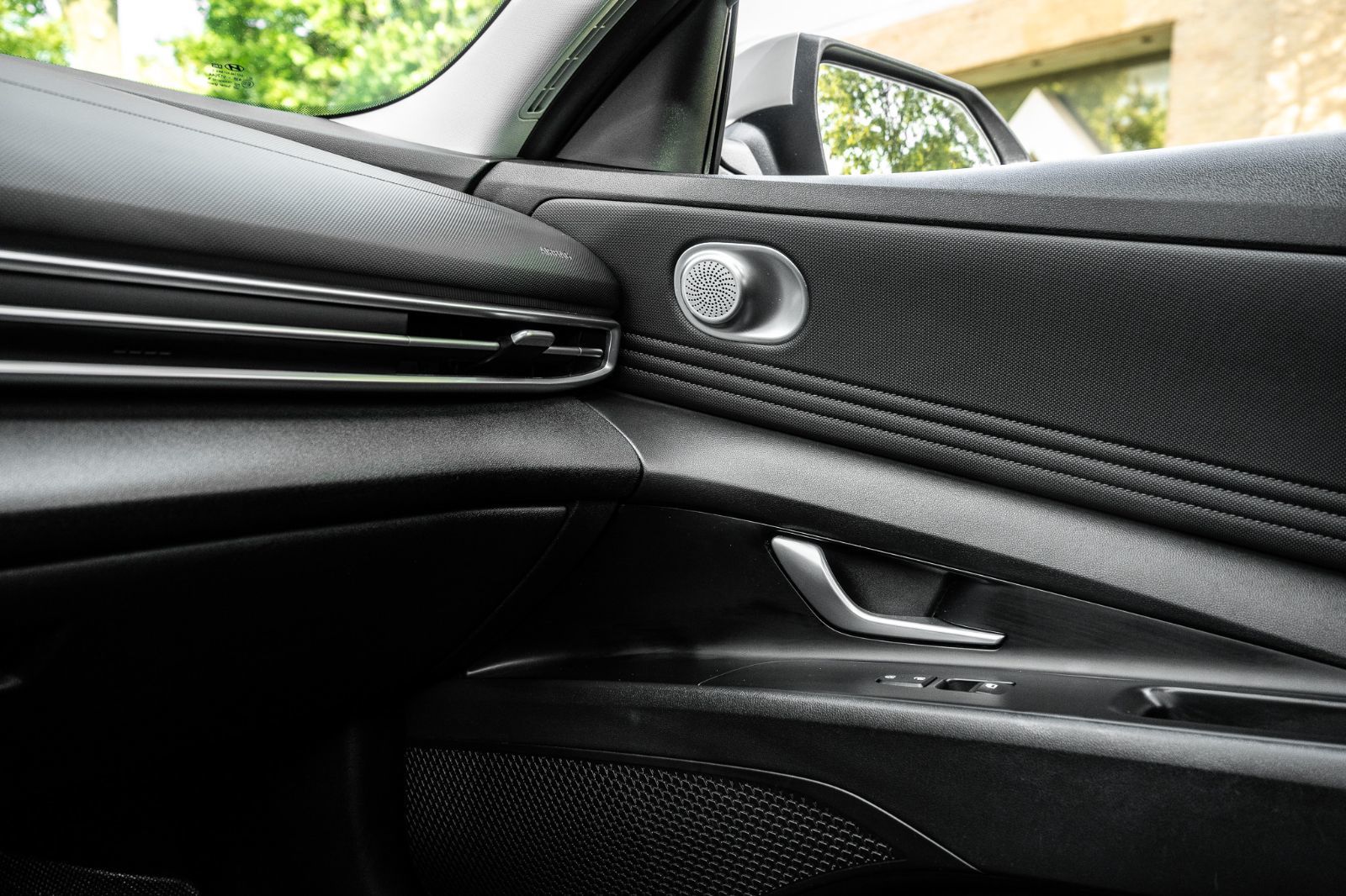 2021 Hyundai Elantra Preferred Tech-17