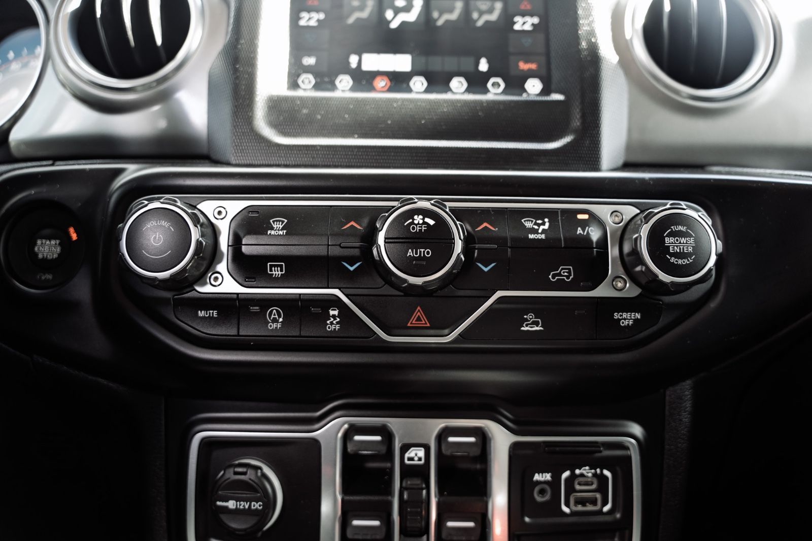 2021 Jeep Wrangler Unlimited Sahara-9