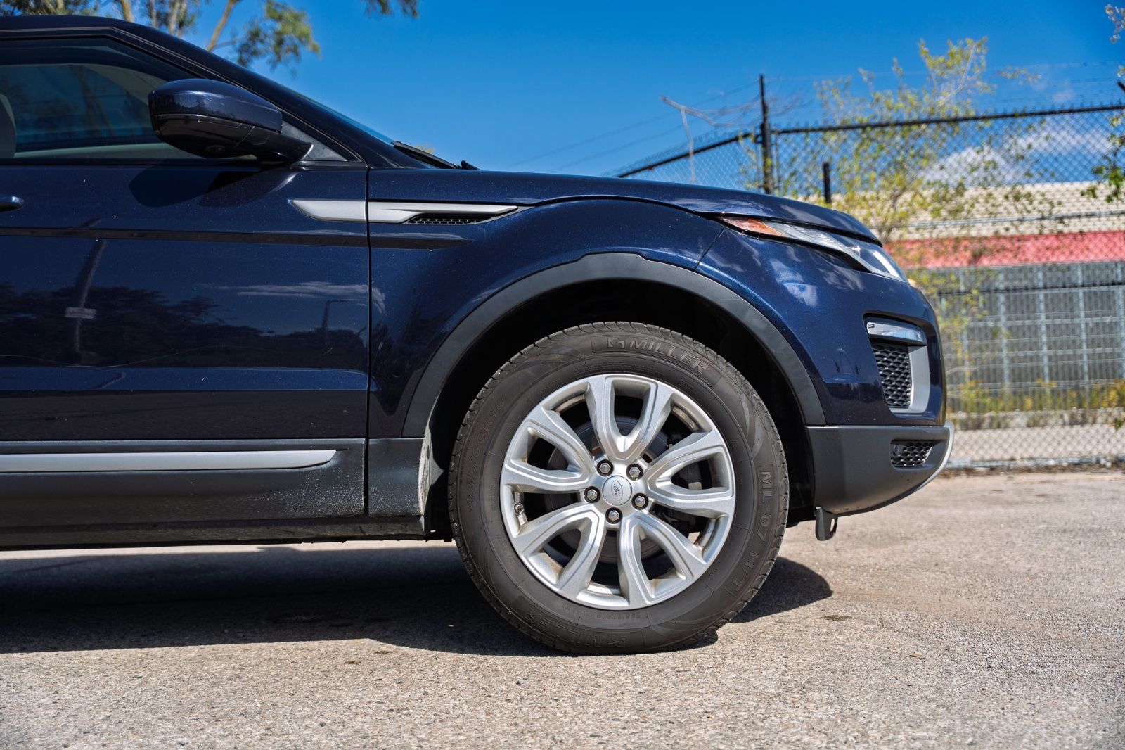 2017 Land Rover Range Rover Evoque SE-4