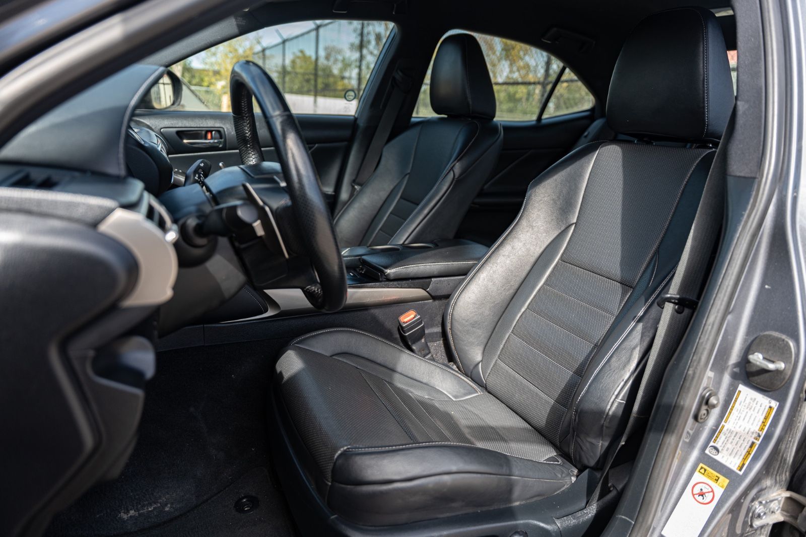 2014 Lexus IS 250-23