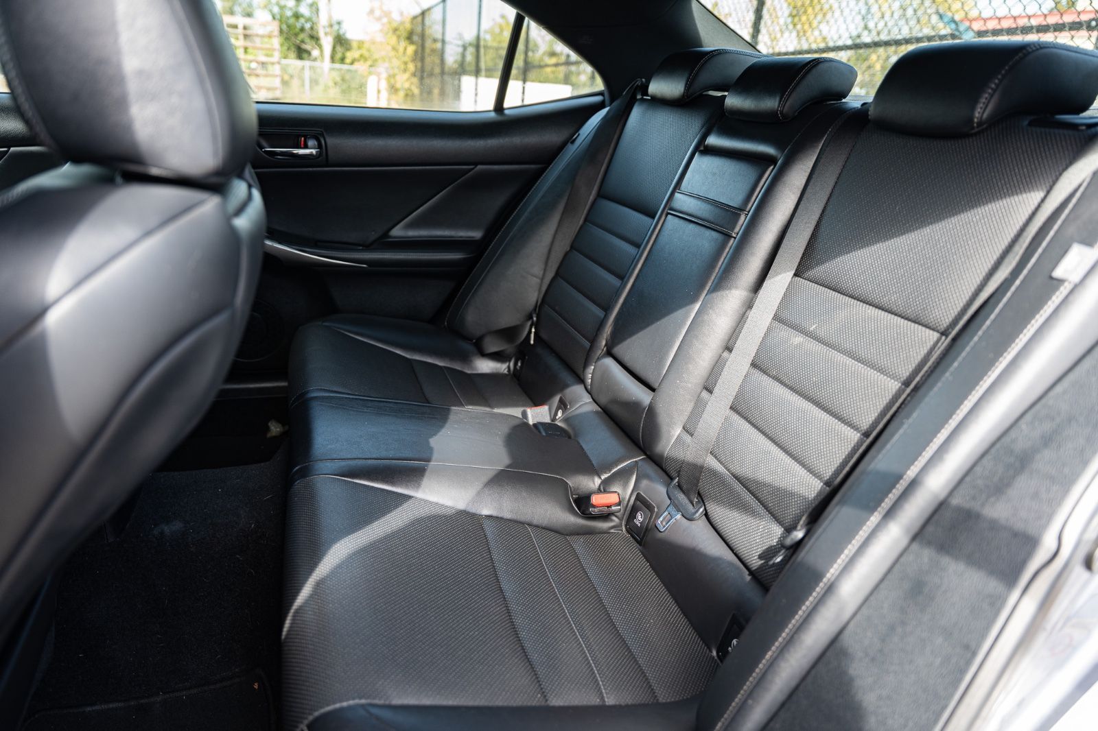 2014 Lexus IS 250-24