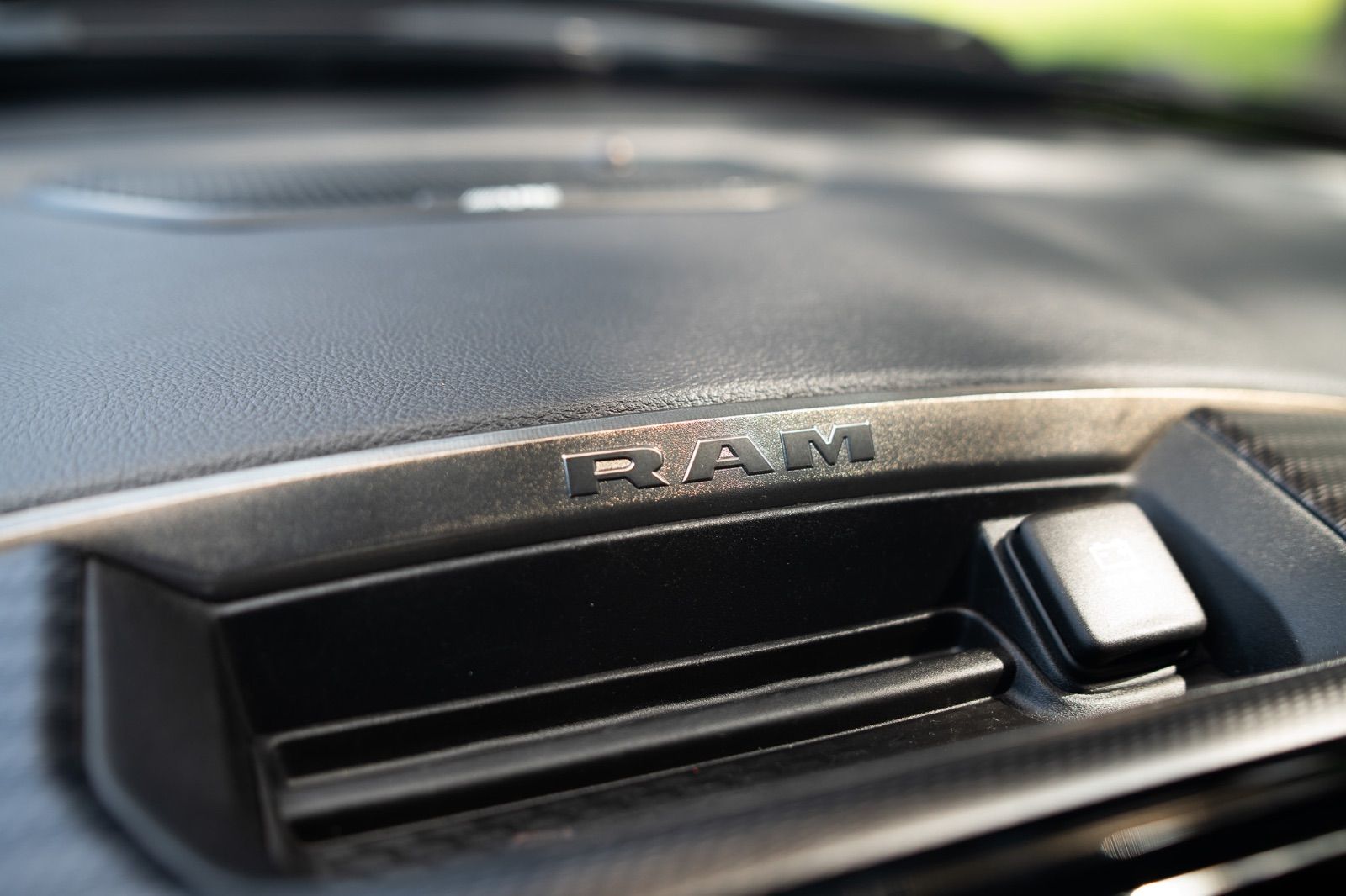 2023 Ram 1500 Sport-23