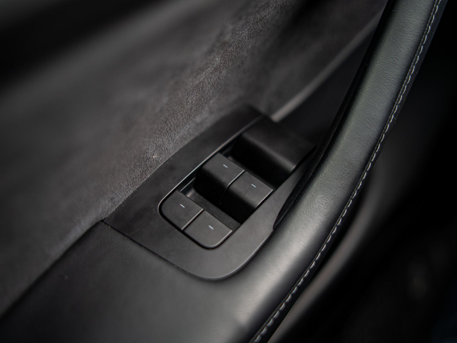 2023 Tesla Model Y Long Range Awd-16