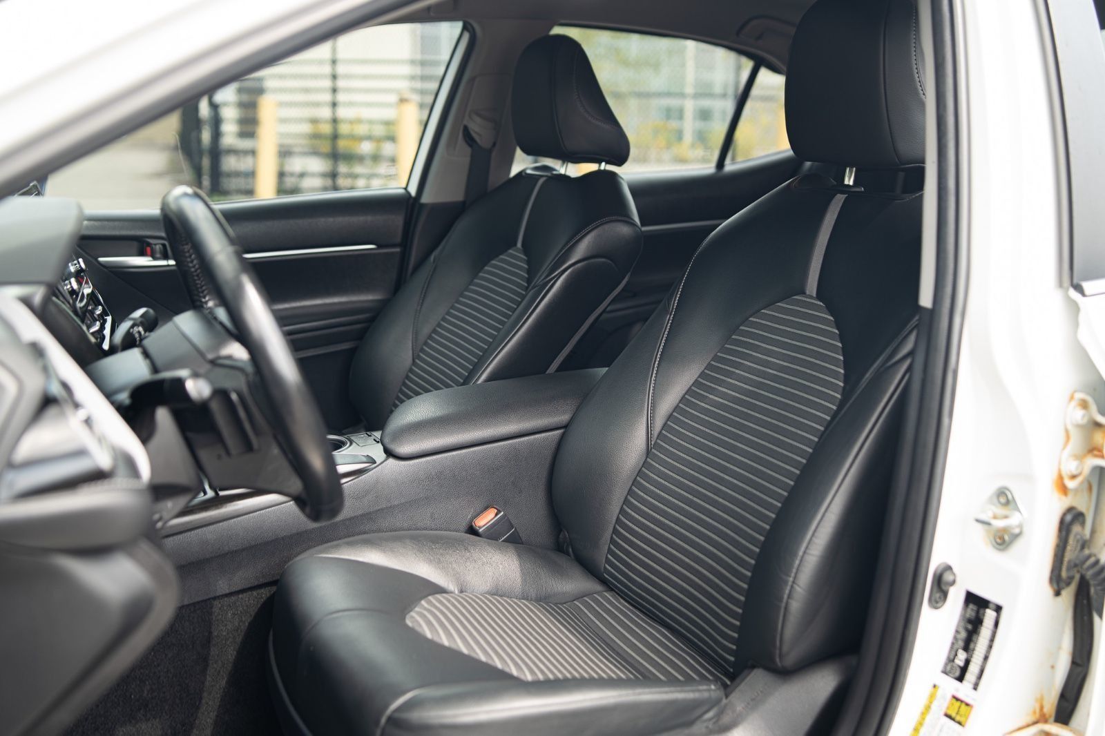 2022 Toyota Camry SE-21
