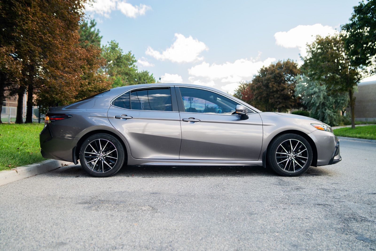 2024 Toyota Camry SE UPGRADE AWD-3