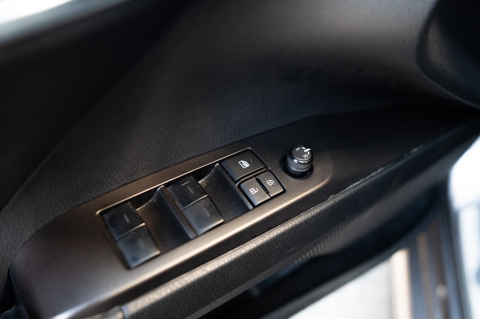 2024 Toyota Camry SE UPGRADE AWD-19