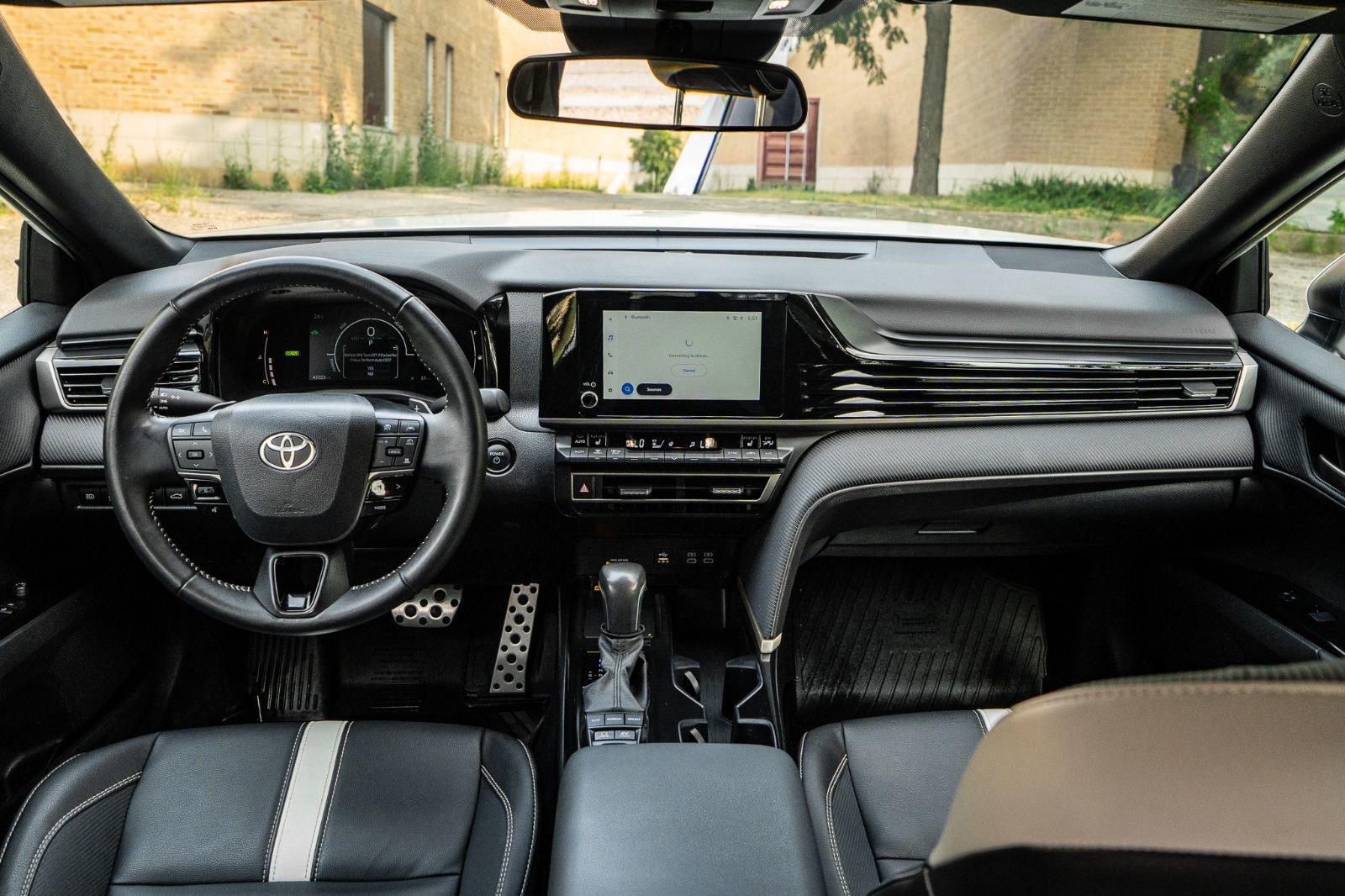 2025 Toyota Camry SE-6