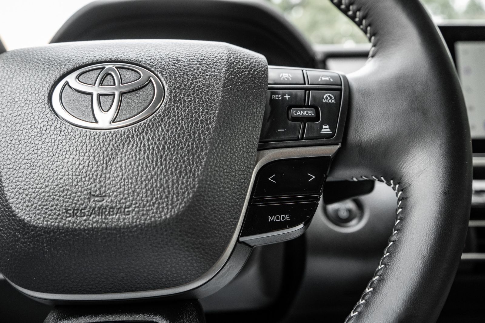 2025 Toyota Camry SE-11