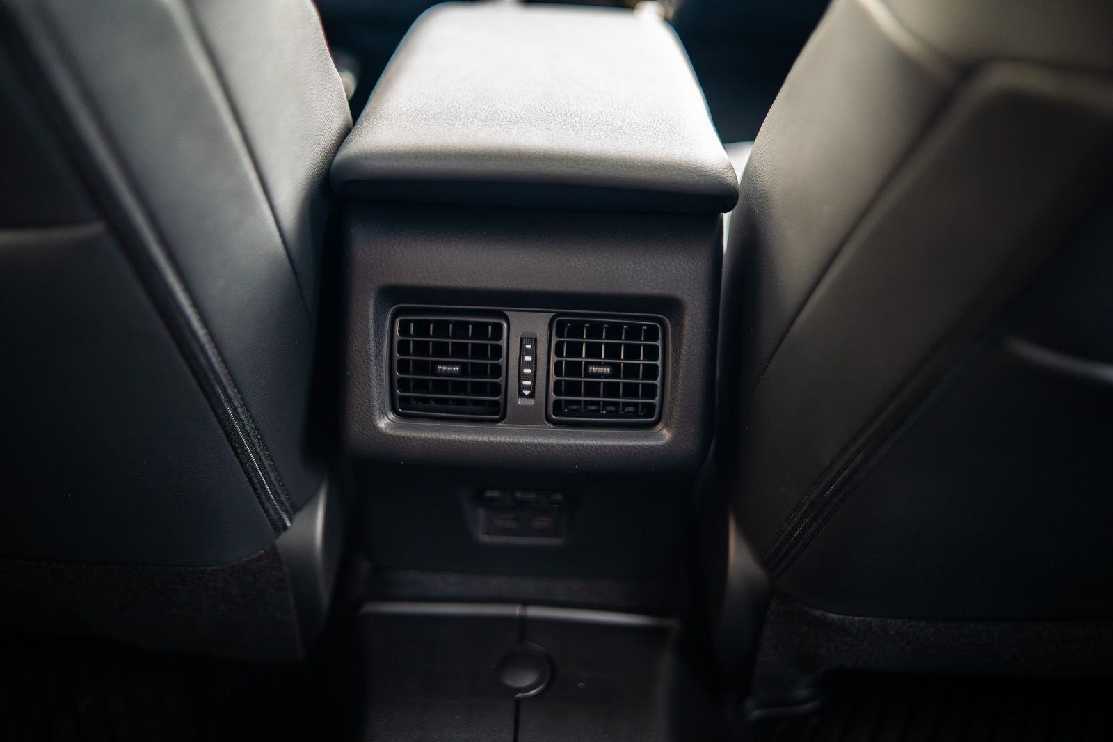 2026 Toyota Camry SE UPGRADE AWD-11