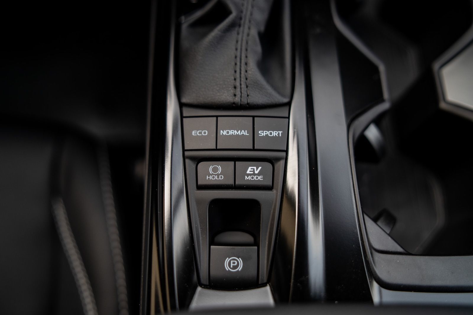 2026 Toyota Camry SE UPGRADE AWD-18