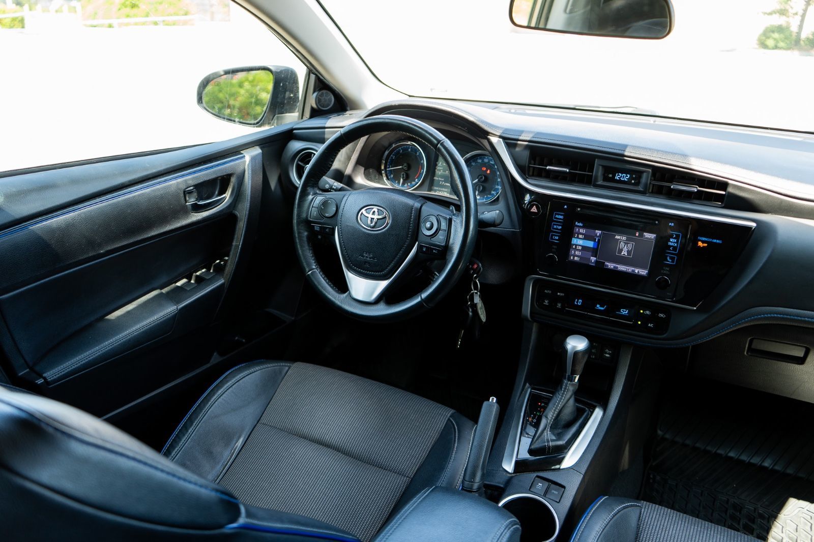 2019 Toyota Corolla SE UPGRADE-11