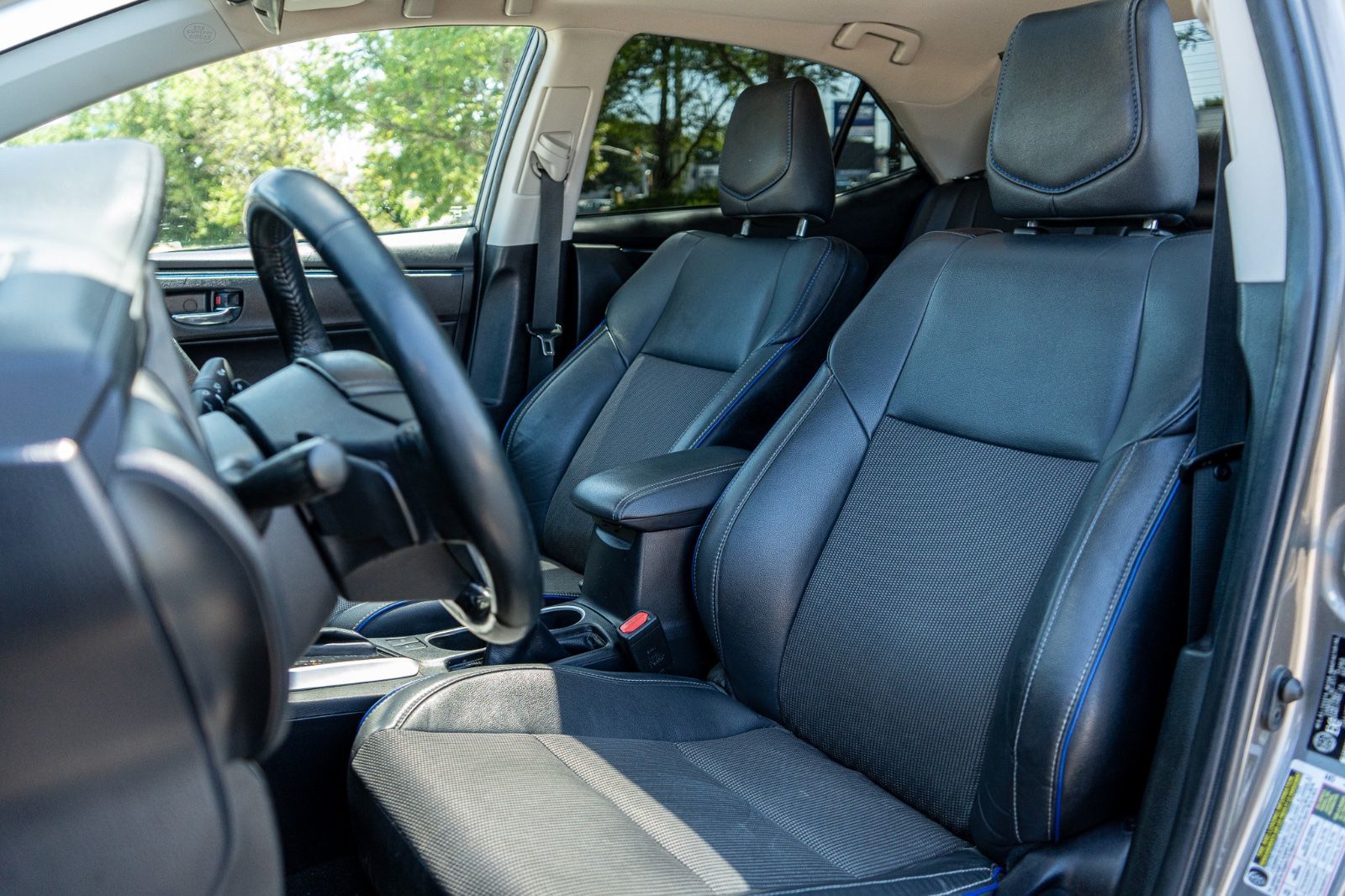 2019 Toyota Corolla SE UPGRADE-7