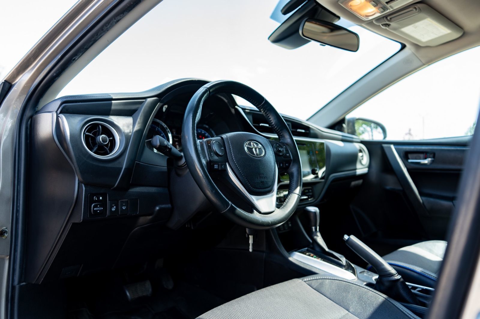 2019 Toyota Corolla SE UPGRADE-9
