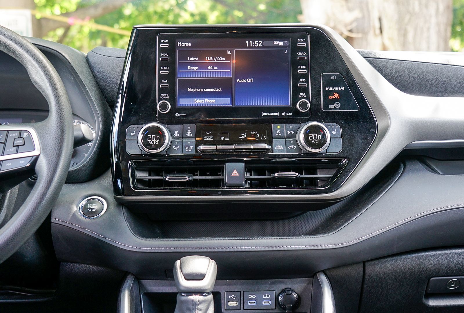 2022 Toyota Highlander LE AWD-12