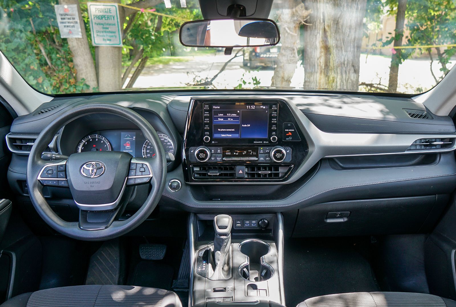 2022 Toyota Highlander LE AWD-11