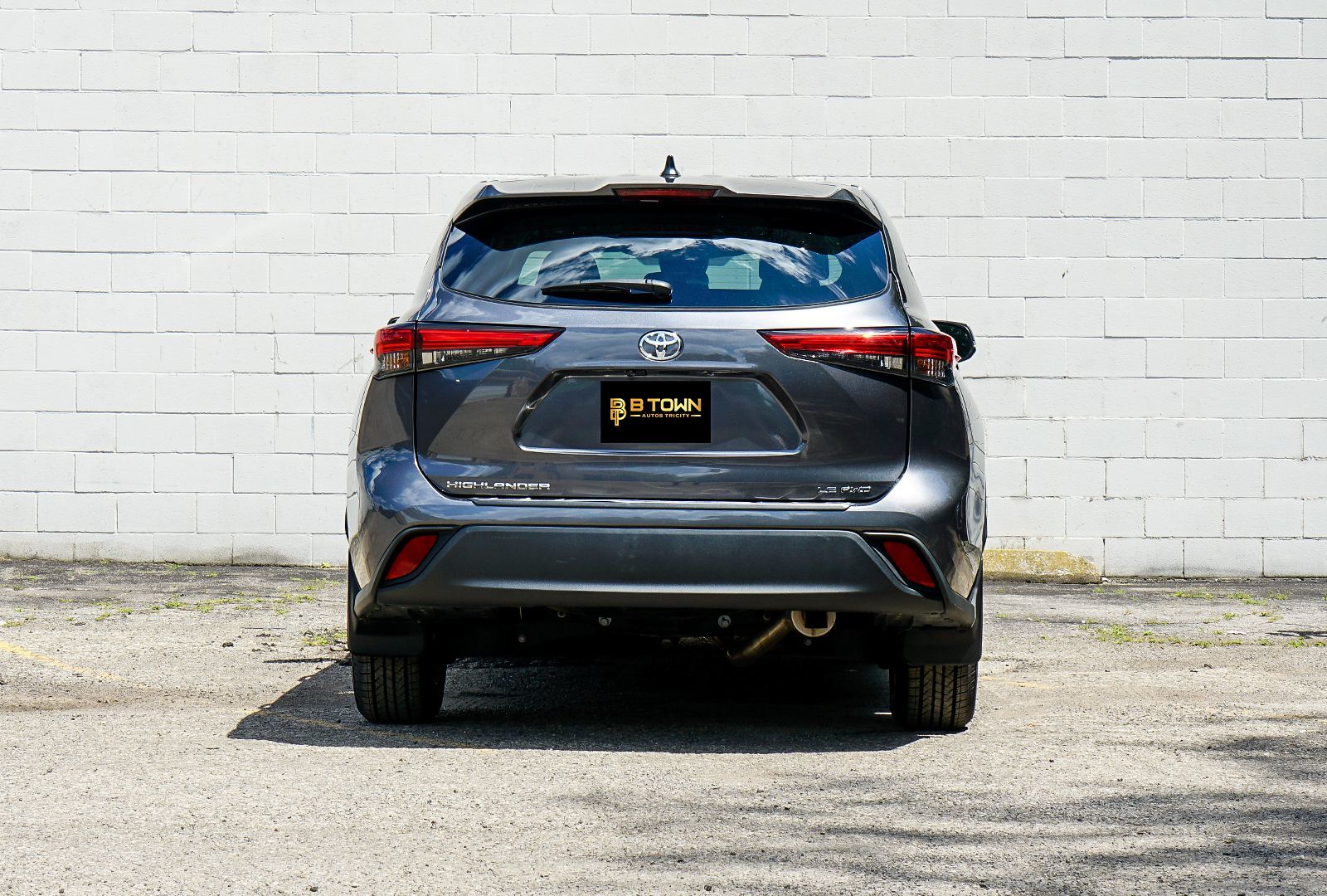 2022 Toyota Highlander LE AWD-4
