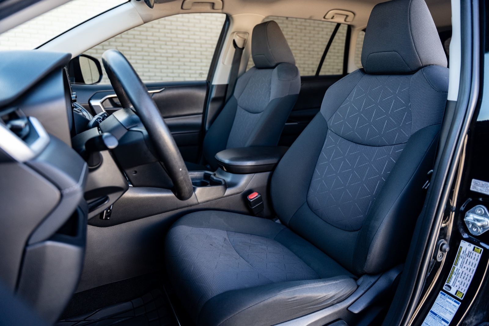 2019 Toyota RAV4 LE AWD-14