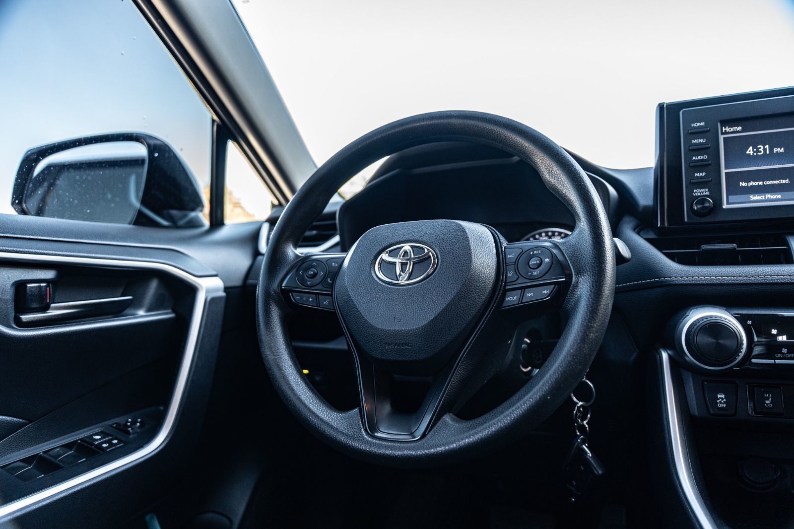 2019 Toyota RAV4 LE AWD-6