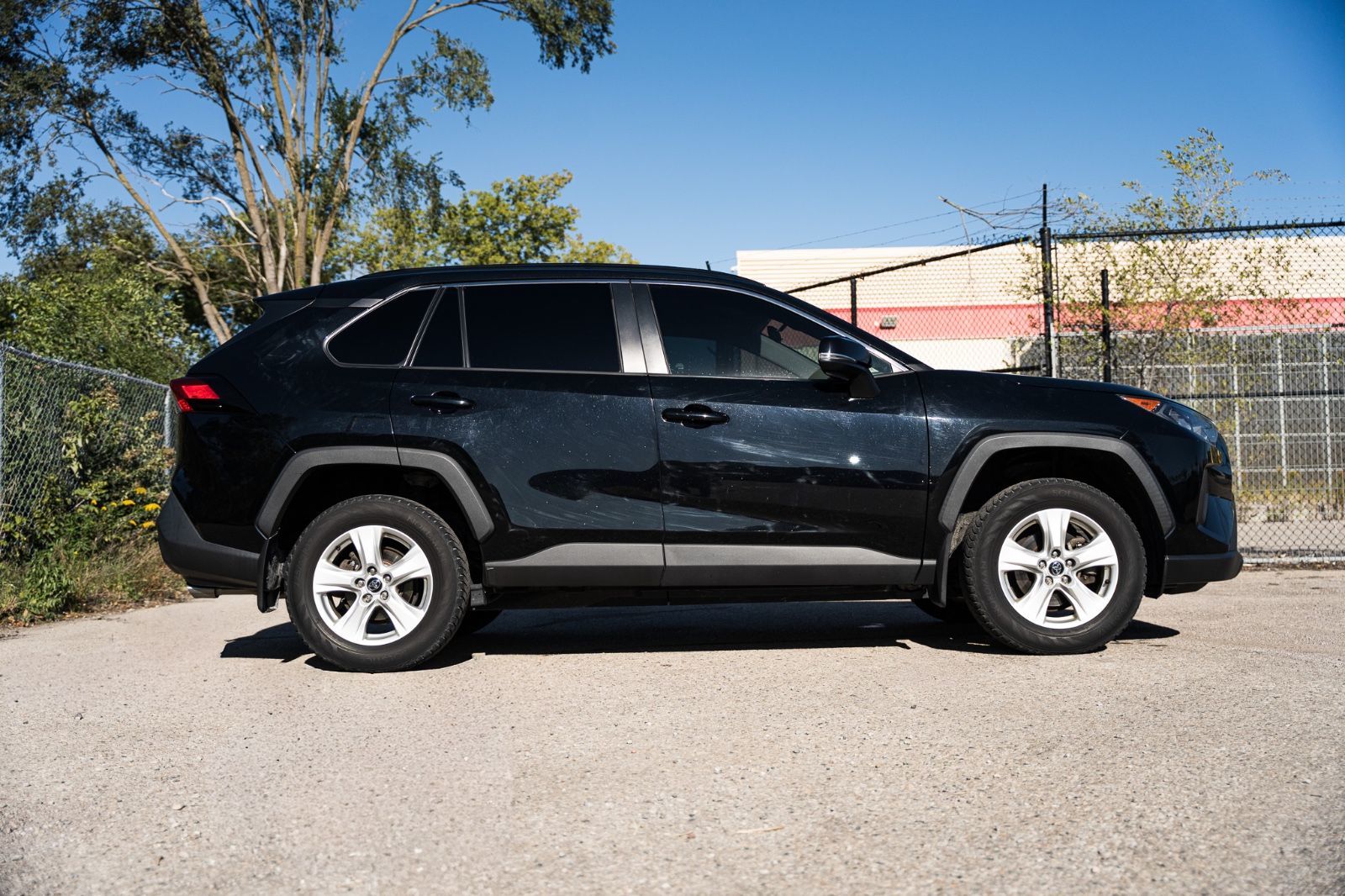 2019 Toyota RAV4 LE AWD-3