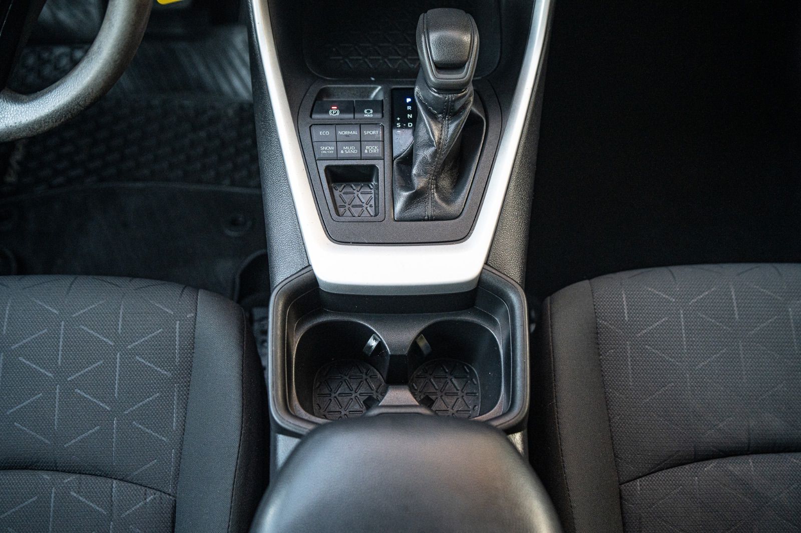 2021 Toyota RAV4 LE-4