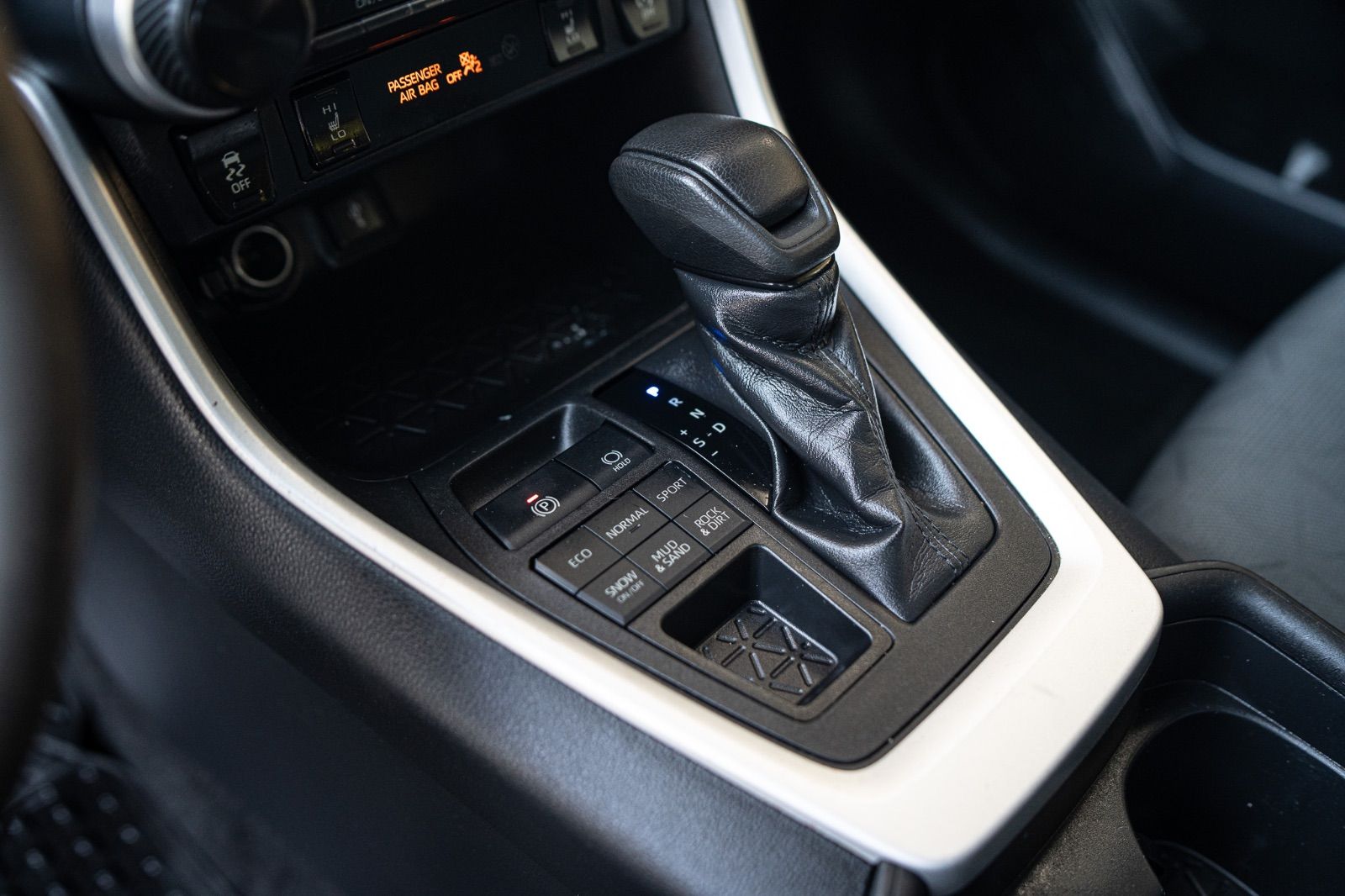 2021 Toyota RAV4 LE-15