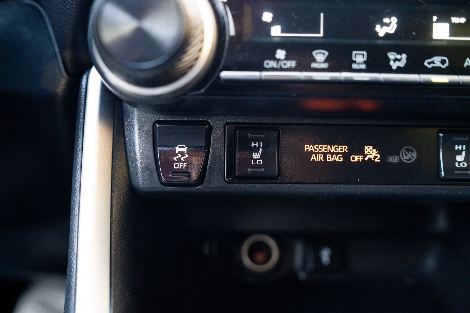 2021 Toyota RAV4 LE-9