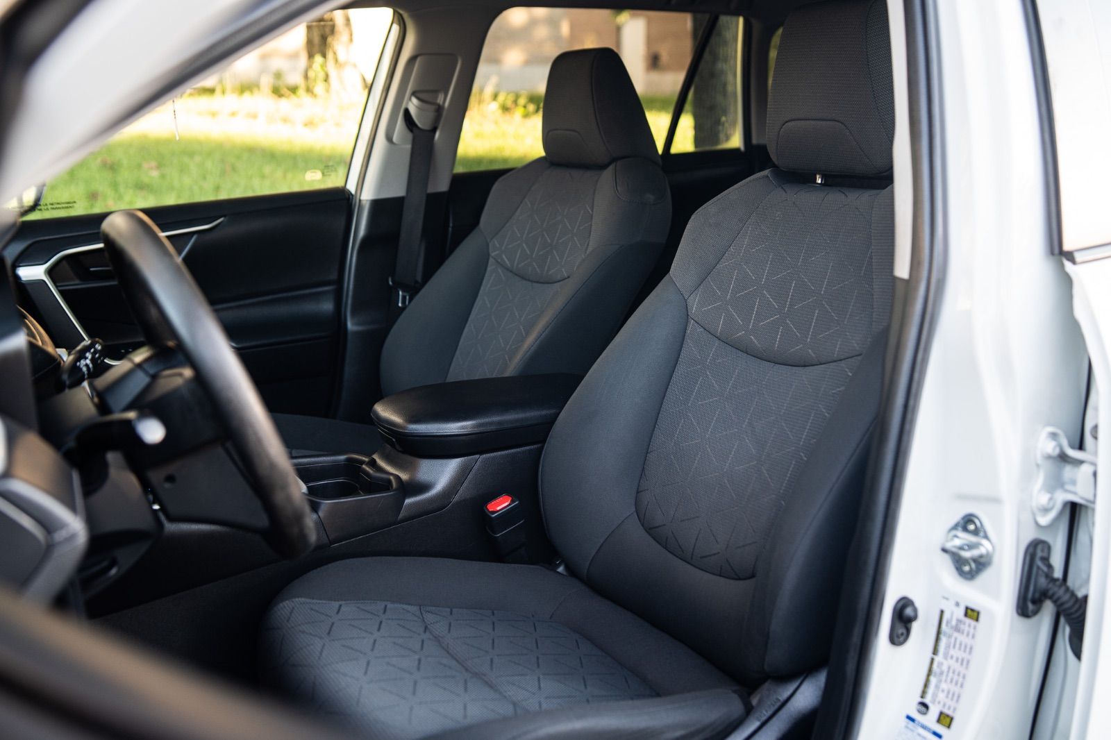 2021 Toyota RAV4 LE-17