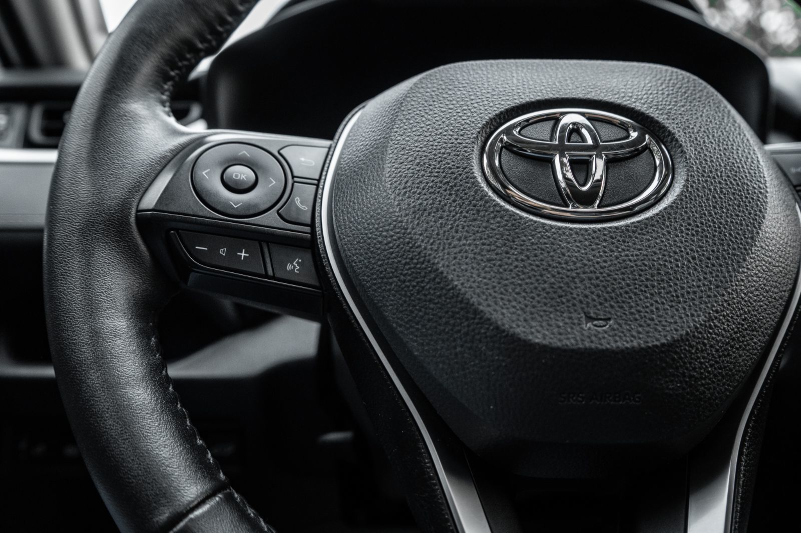 2022 Toyota RAV4 Limited-10