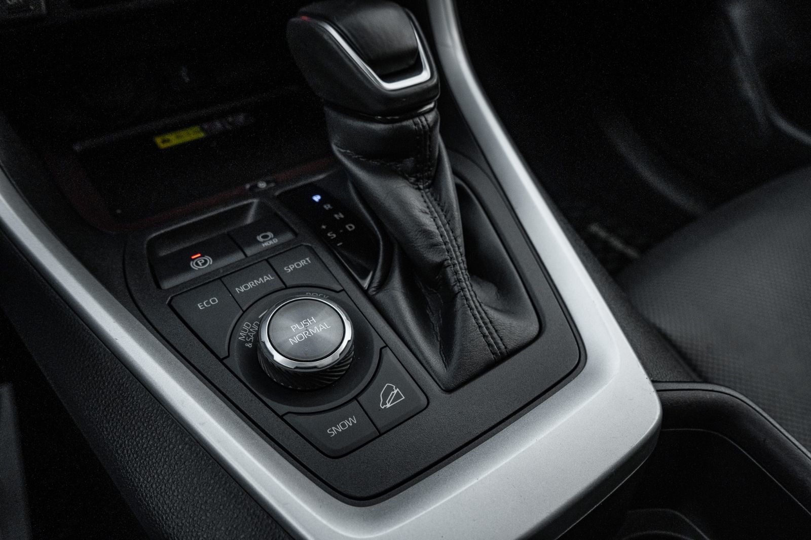 2022 Toyota RAV4 Limited-16