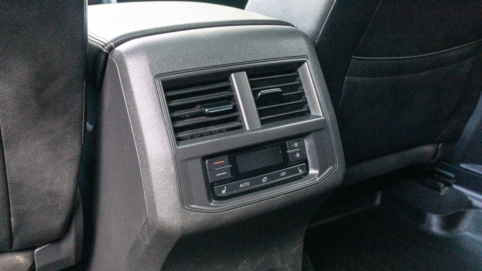 2021 Volkswagen Atlas Highline AWD-21