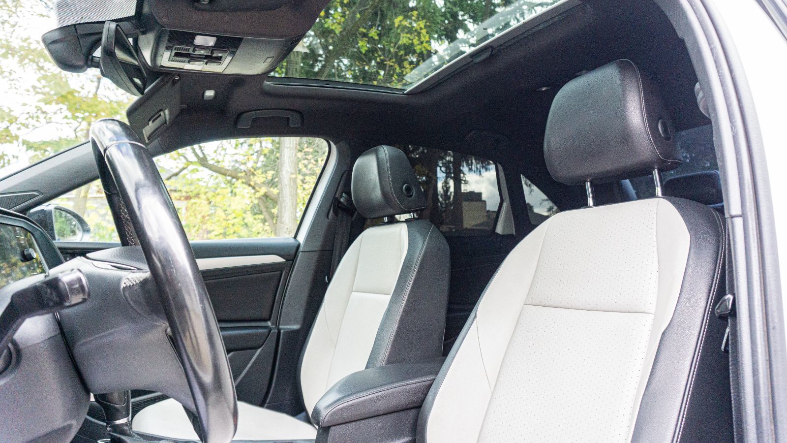 2019 Volkswagen Jetta Highline R-LINE-18