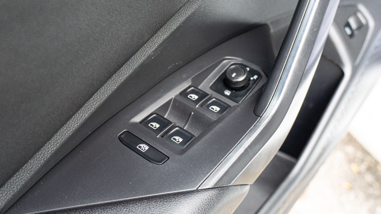 2019 Volkswagen Jetta Highline R-LINE-17