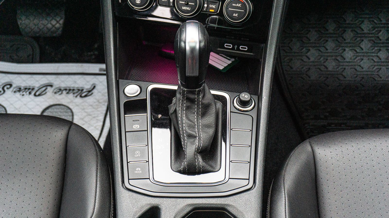 2021 Volkswagen Jetta Highline R-LINE-16