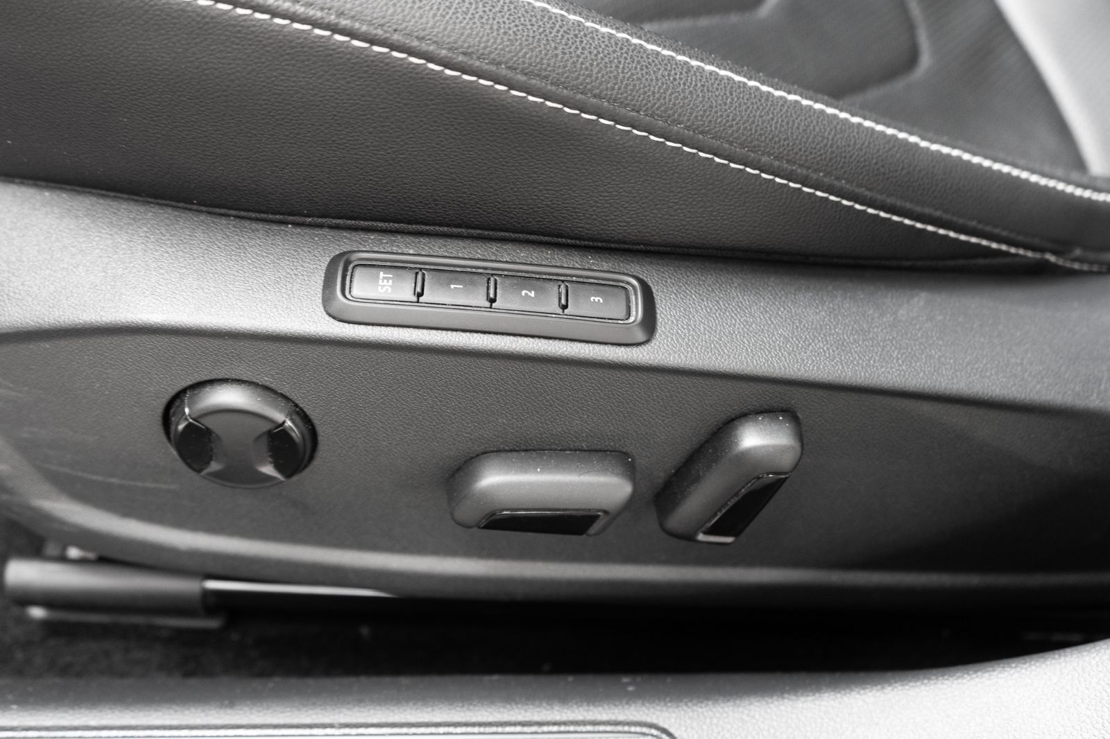 2022 Volkswagen Jetta Highline-11