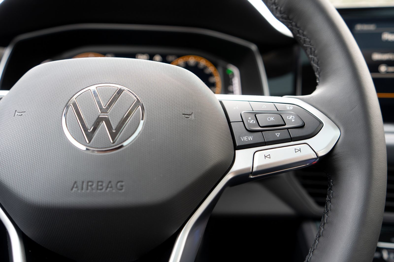 2025 Volkswagen Jetta Highline-16