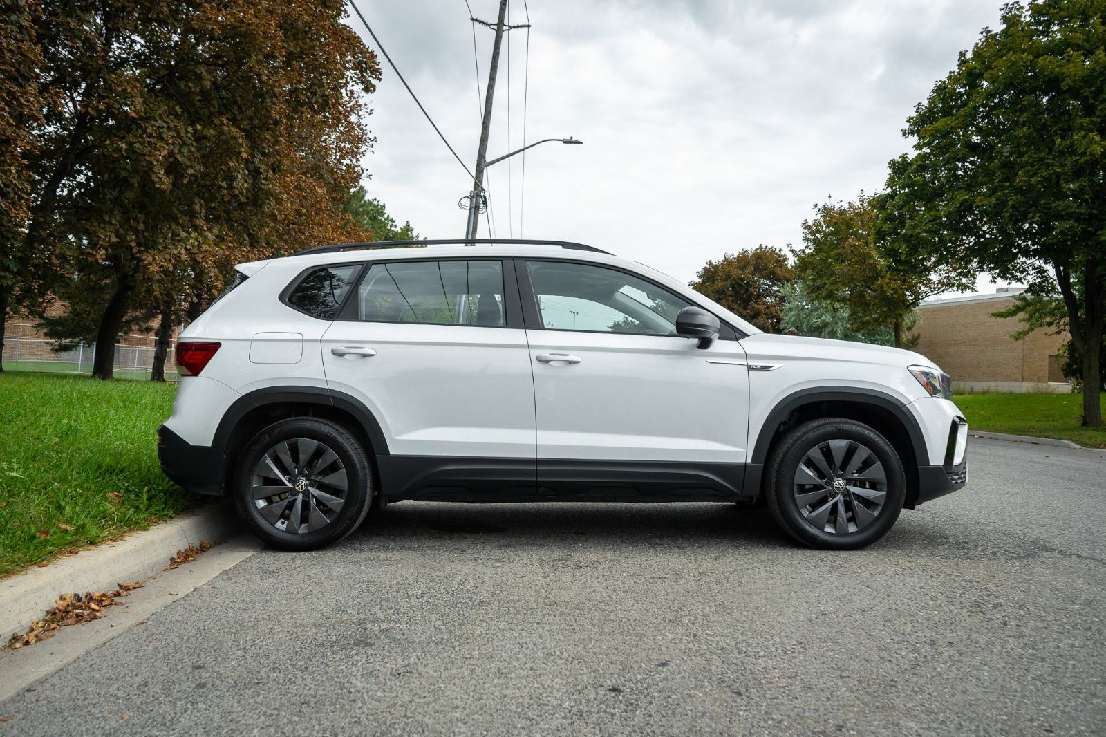 2022 Volkswagen Taos Trendline AWD-3